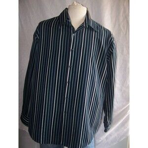 Van Heusen Studio striped cotton/poly men's pocket dress shirt XL LS - 26" x 32"